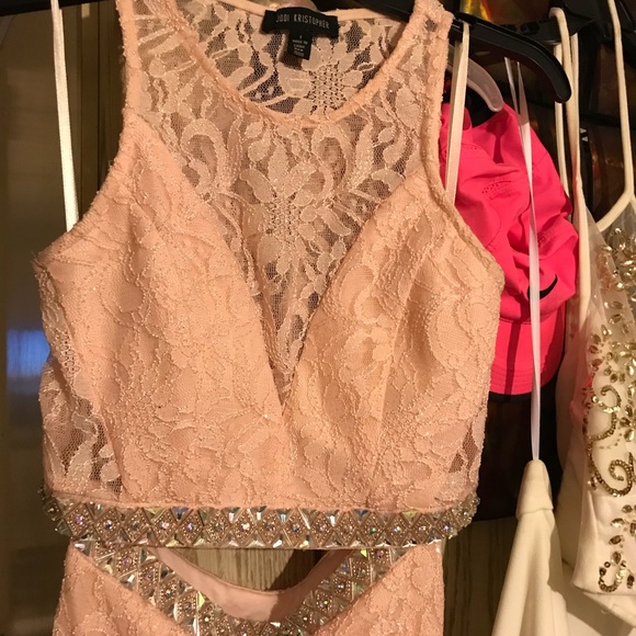 Prom dress - Picture 5 of 8